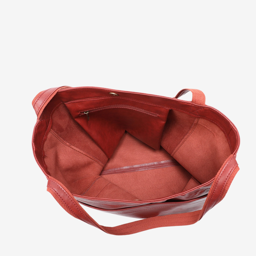MARTA | Minimalistyczna torebka z eleganckim wykończeniem